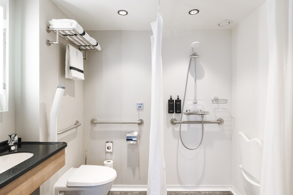 Hurtigruten Expeditions MS Fridtjof Nansen TY - Credit - Clara Tuma and Hurtigruten 5.JPG